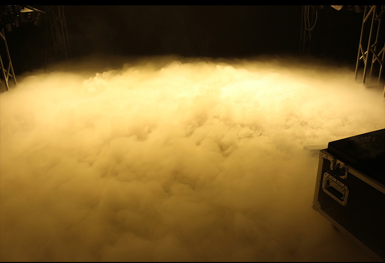 深圳市金显科技舞台烟机设备厂家设计研发舞台双雾机图片