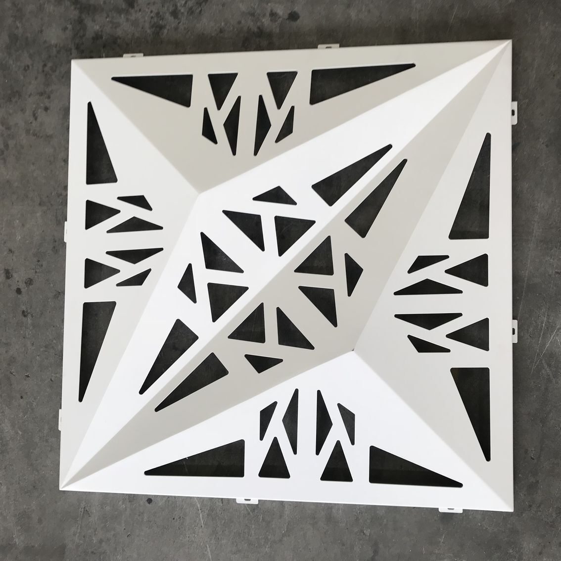 异形铝单板外墙加工白色凹凸镂空铝单板厂家定制