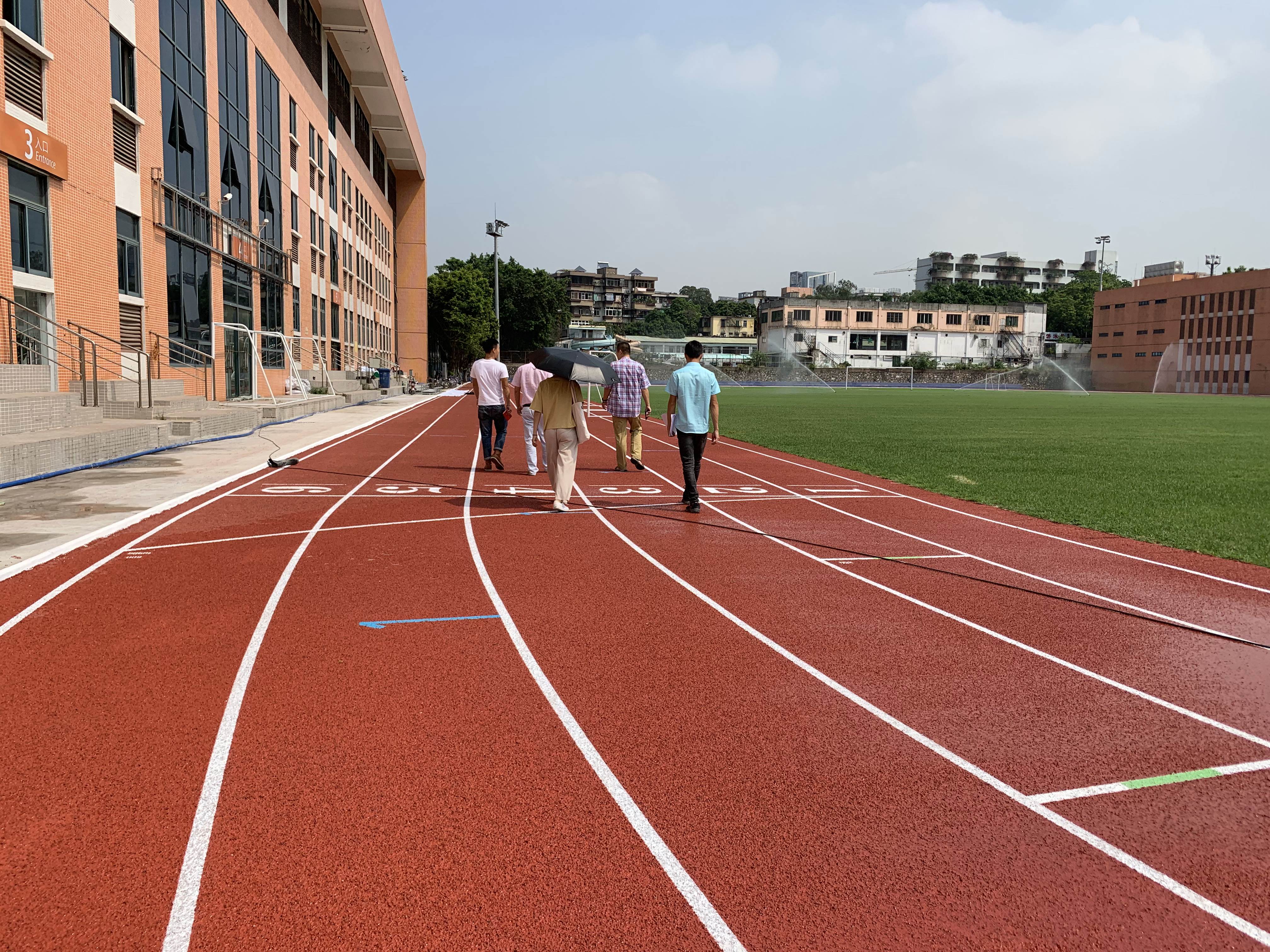 漳平自结纹塑胶跑道建设,广州奥宏专业施工团队图片