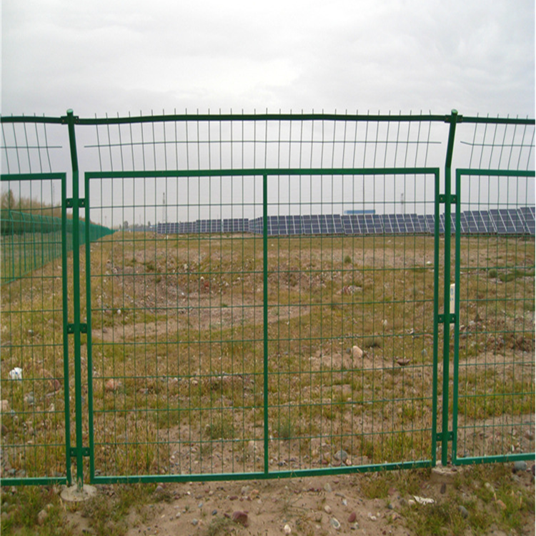 双边丝护栏网 青海甘肃偏远地区业林用畜牧业养殖业围挡圈养护栏网图片