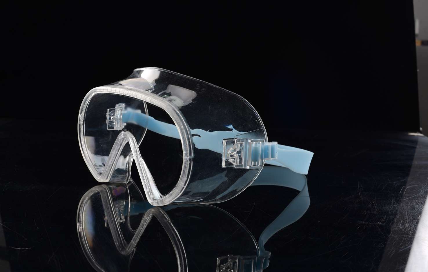 厂家直销TPE高透明护目镜料TPE防护眼镜用料