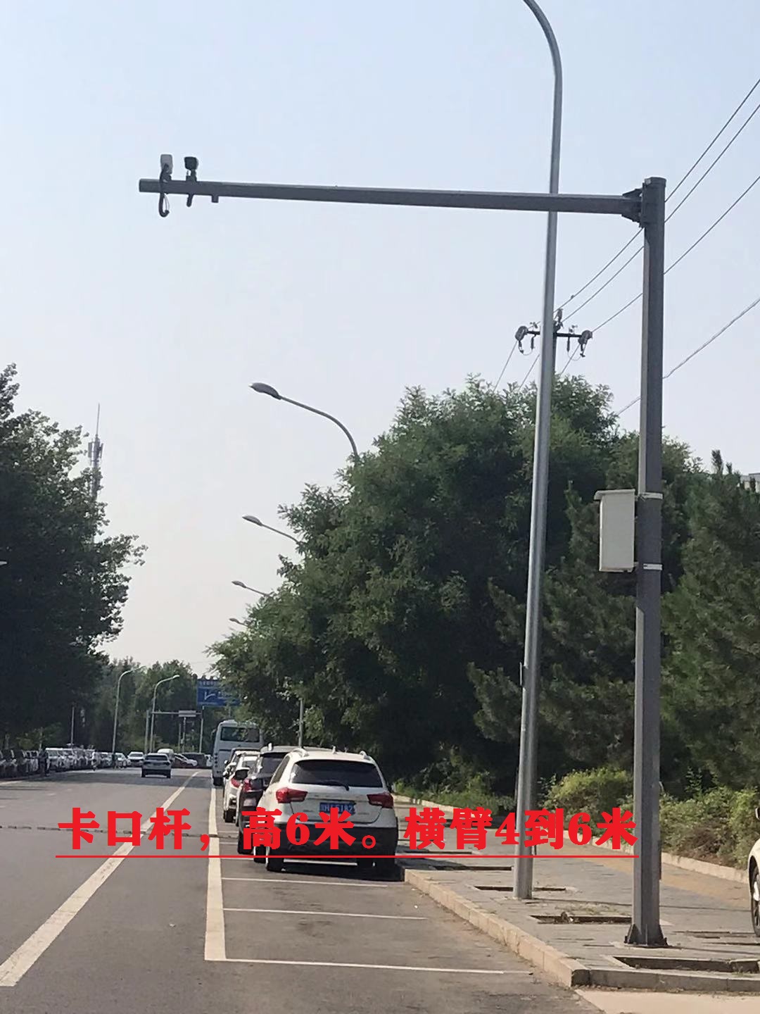 交通信号灯杆_八角监控立杆_八角摄像机立杆_北京易通恒业就详细说明！
