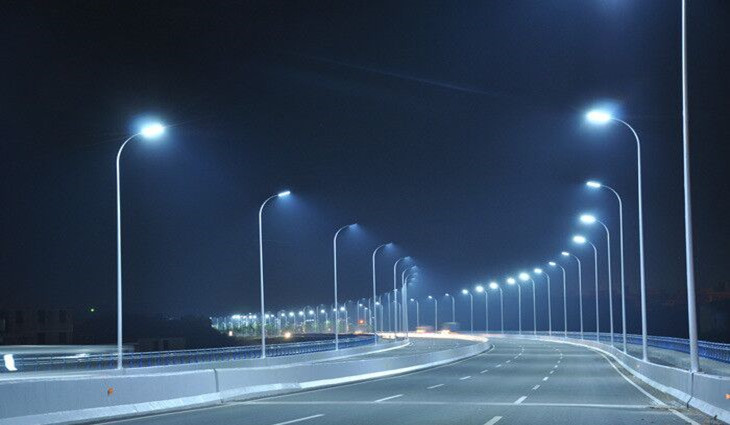 陕西西安LED道路灯厂家陕西西安LED道路灯厂家高亮节能路灯厂家
