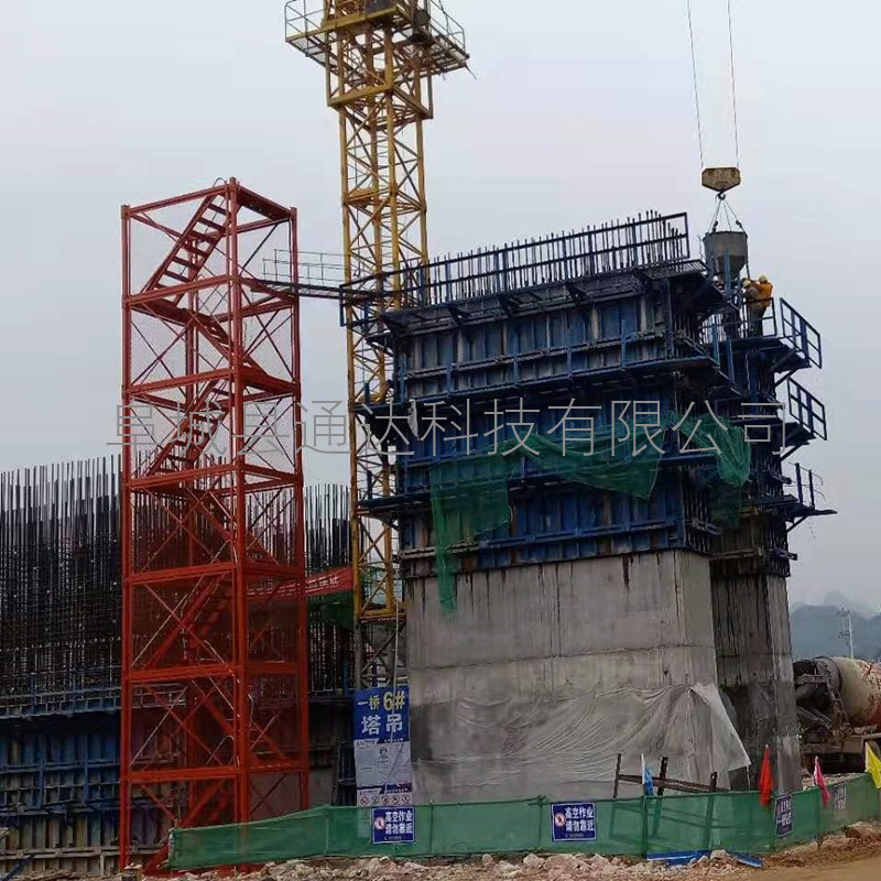 云南昆明安全梯笼 建筑施工安全梯笼 组合式梯笼 亿丰建筑器材