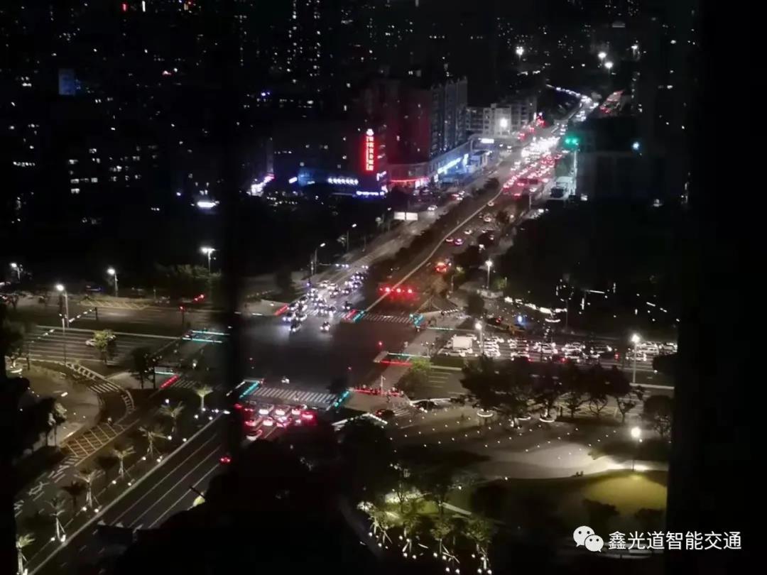 深圳上海北京发光斑马线智能感应斑