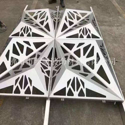 广东铝单板厂家、佛山新赢氟碳铝单板、冲孔铝单板、仿木纹铝板、穿孔造型铝单板定制