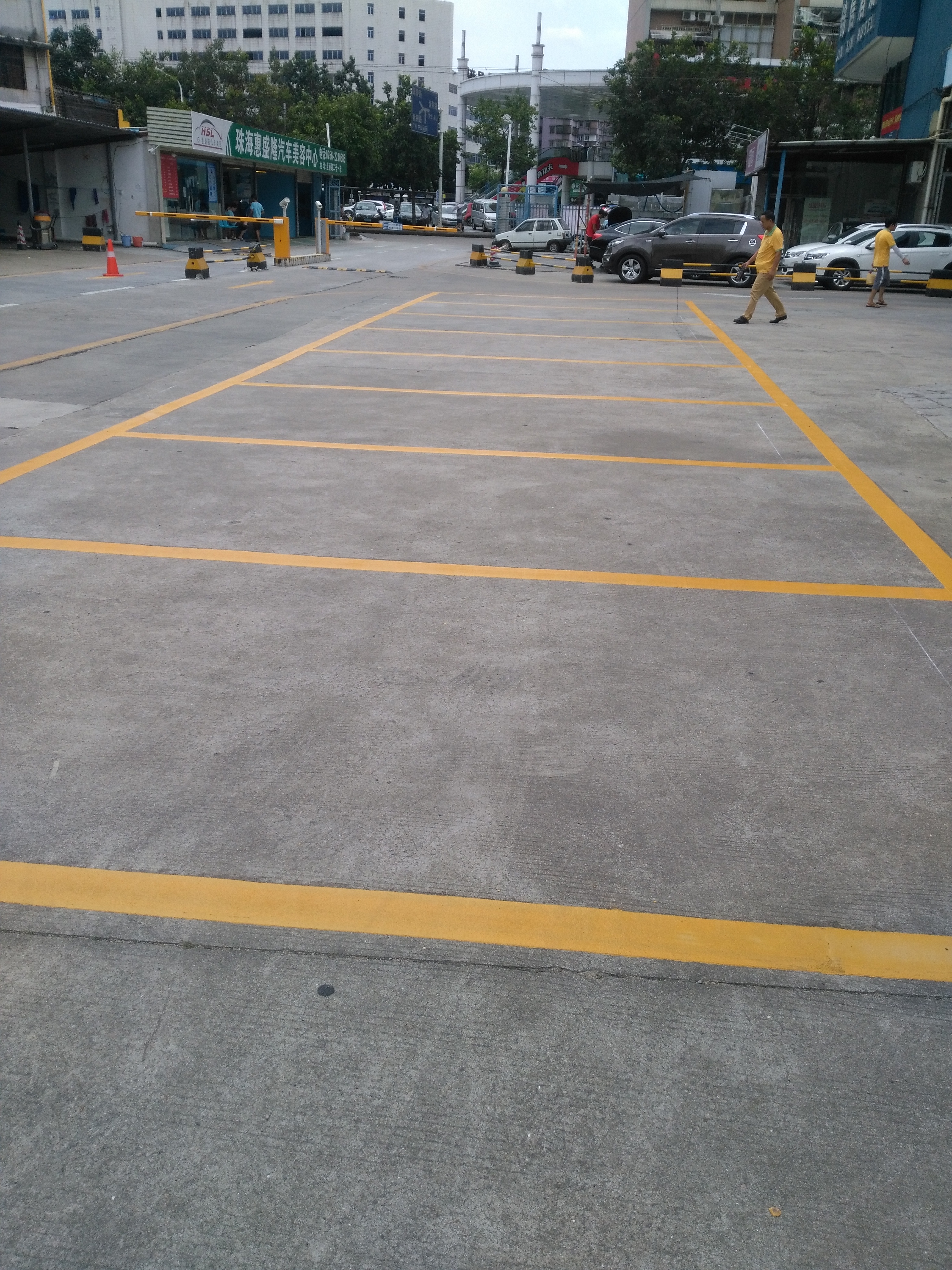 珠海停车场交通设施工程减速条挡车杆护角广角镜