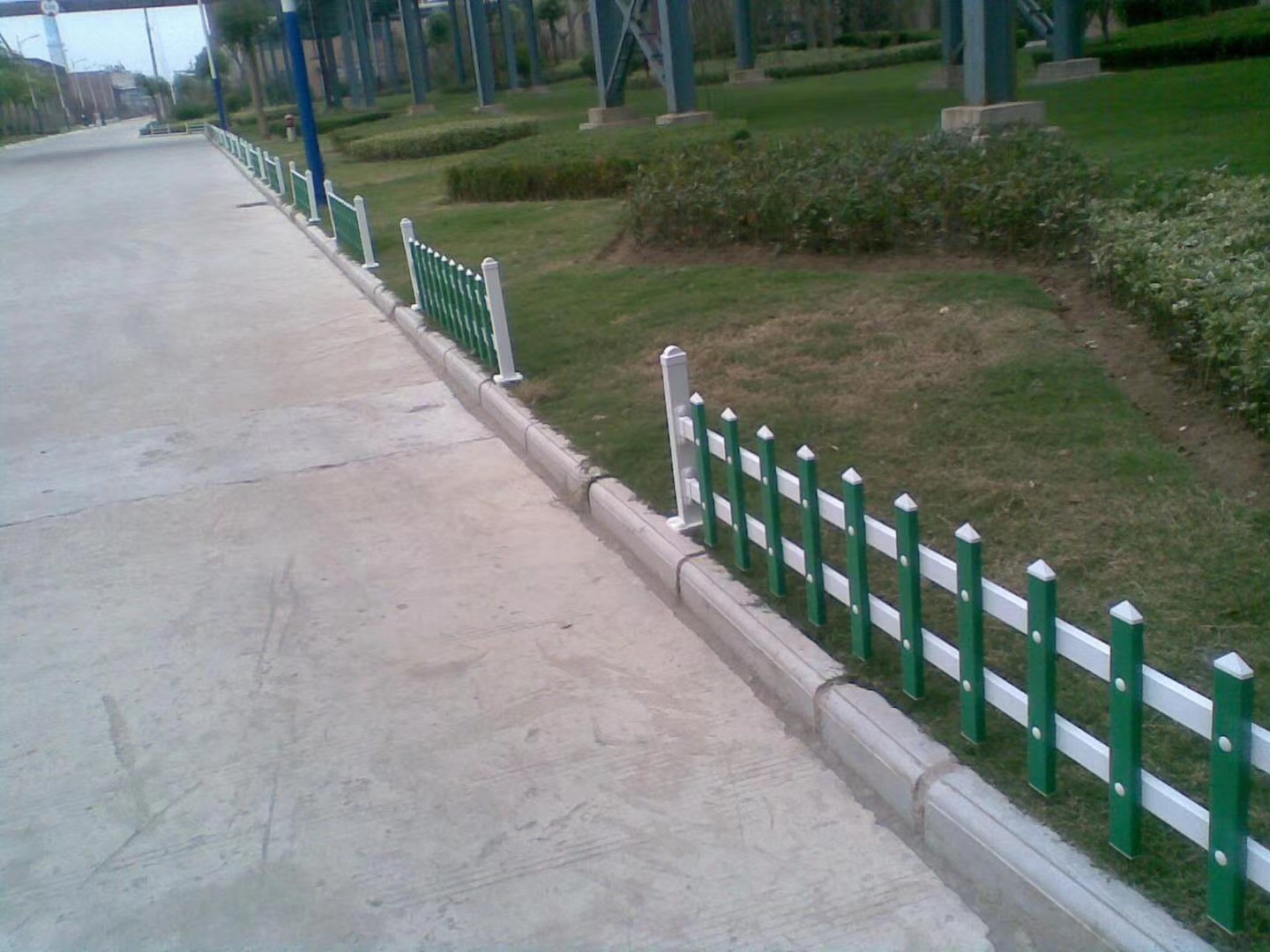 PVC塑钢围栏优质PVC塑钢围栏厂家直销
