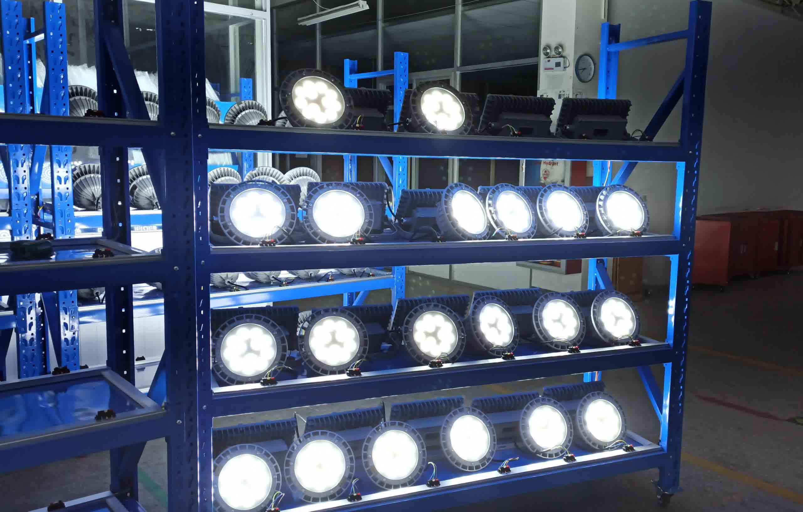 永乐LED防爆灯特种专用照明灯、液化站化工厂