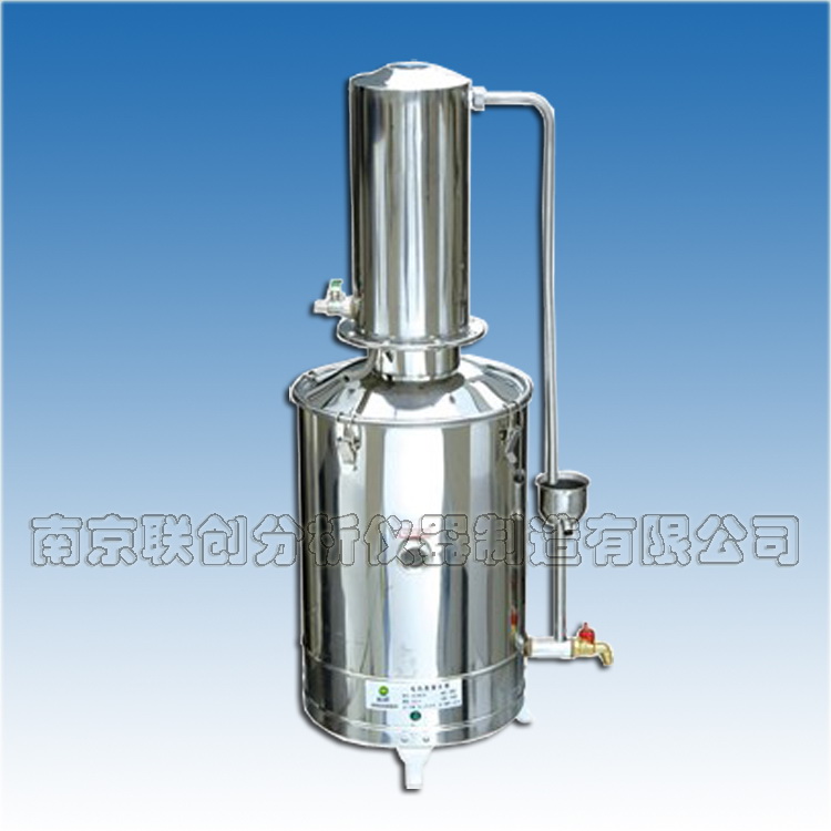 供应蒸馏水器，不锈钢蒸馏水器图片