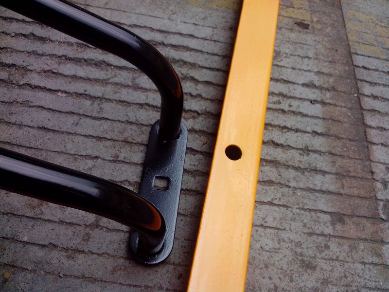 碳素钢卡位式自行车停车架（自行车停放架）