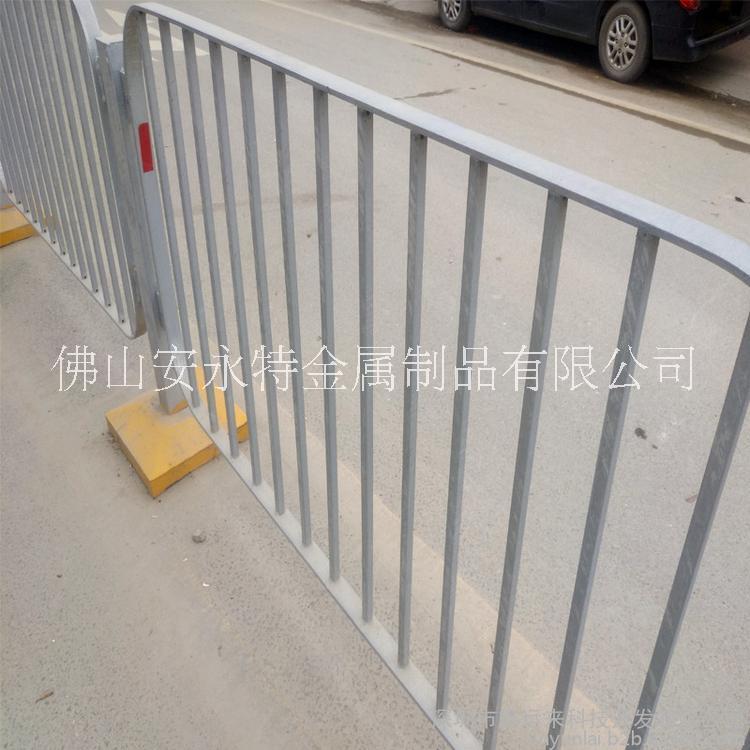 深圳公路中间分隔栏 道路围栏定做  港式护栏 深标护栏图片