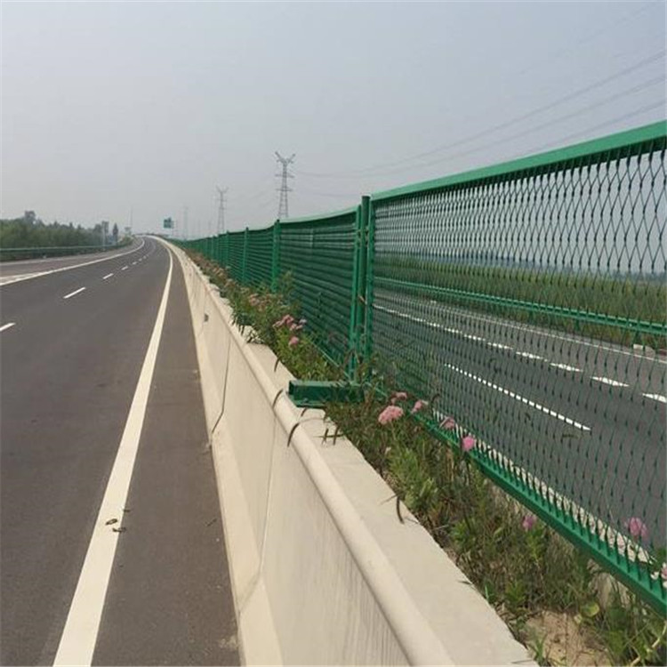 高速公路防眩网厂家 公路防眩网价格 钢板网防眩网 防眩护栏