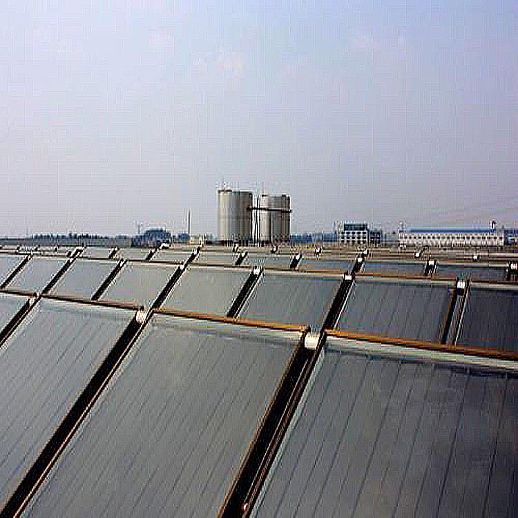 太阳能热水工程供60人以下3吨热