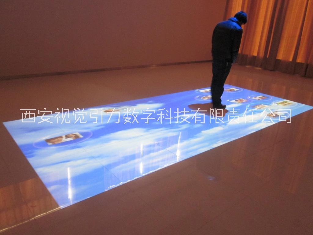西安厂家出售展览展厅地面互动投影 地面互动投影设备图片