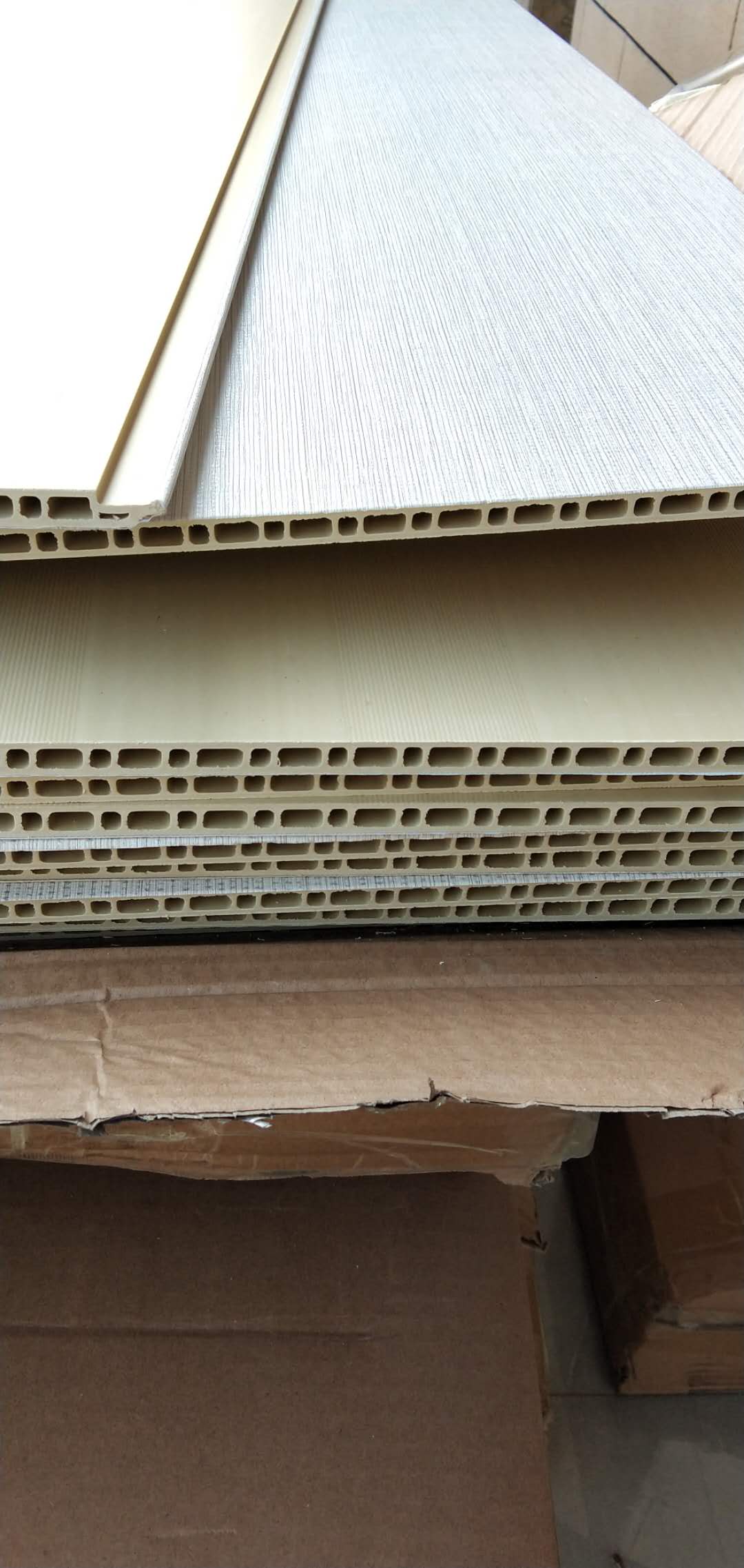 新乡市竹木纤维板厂家竹木纤维集成墙面的优势 竹木纤维板