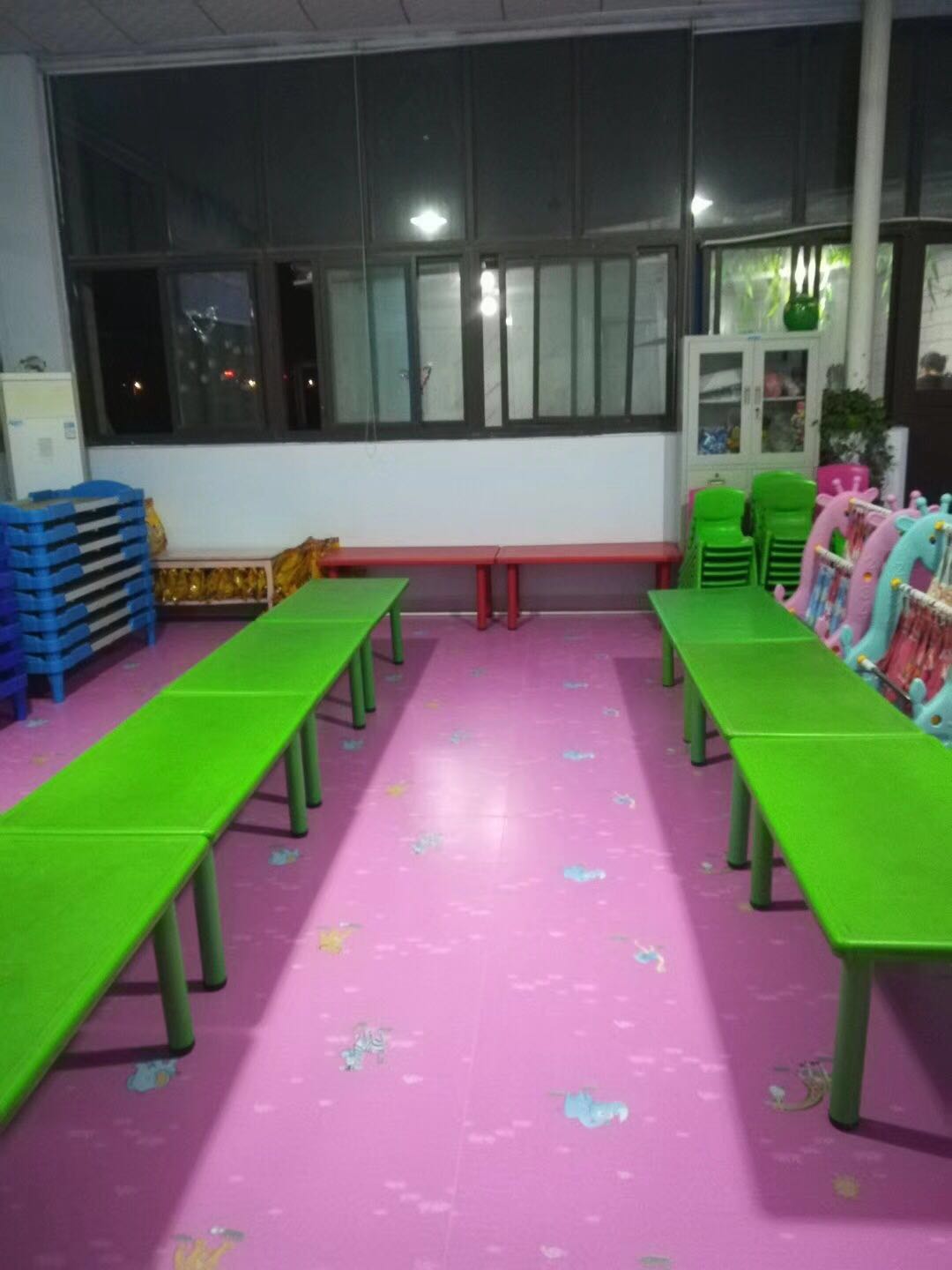 供应济南室内儿童专用地板施工