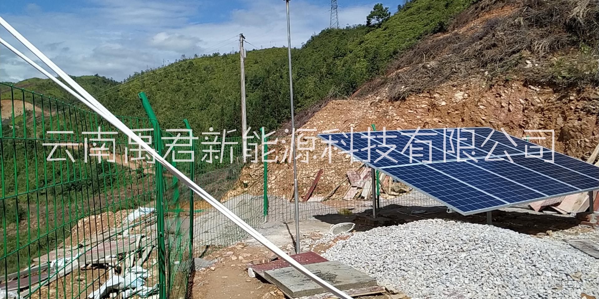 阳光未来 太阳能光伏水泵3方/时 1.5kW光伏提灌站 不锈钢深井泵 云南太阳能水泵图片