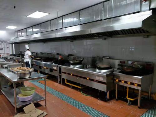 武汉江夏区专业大型厨房设备油烟机维修、烟道安装白铁定做