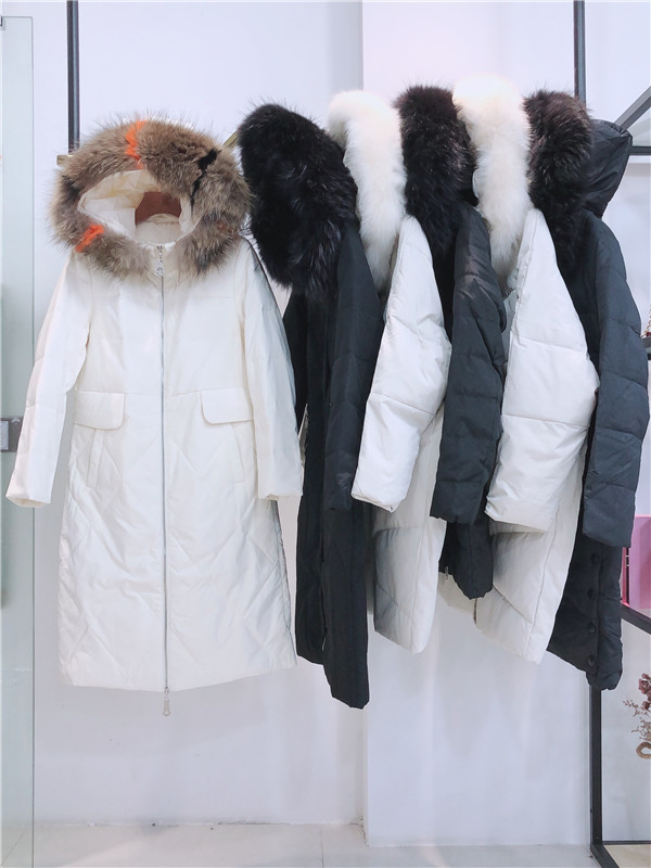 广州市相约四季冬季品牌折扣女装尾货走份厂家