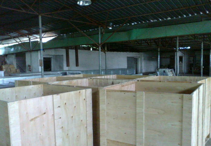 工厂专业定做各种规格免熏蒸包装箱 木质包装箱 机械包装箱图片