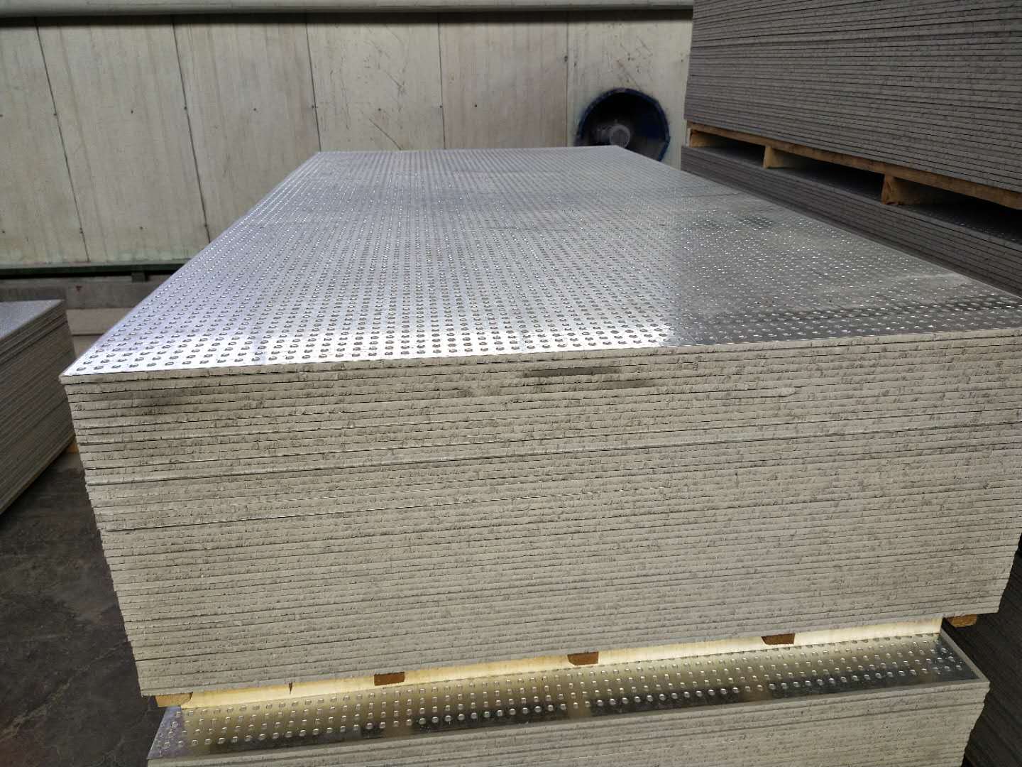 防爆板优质抗爆板   纤维水泥复合钢板厂家直销优惠 河南厂家防爆板优质抗爆板