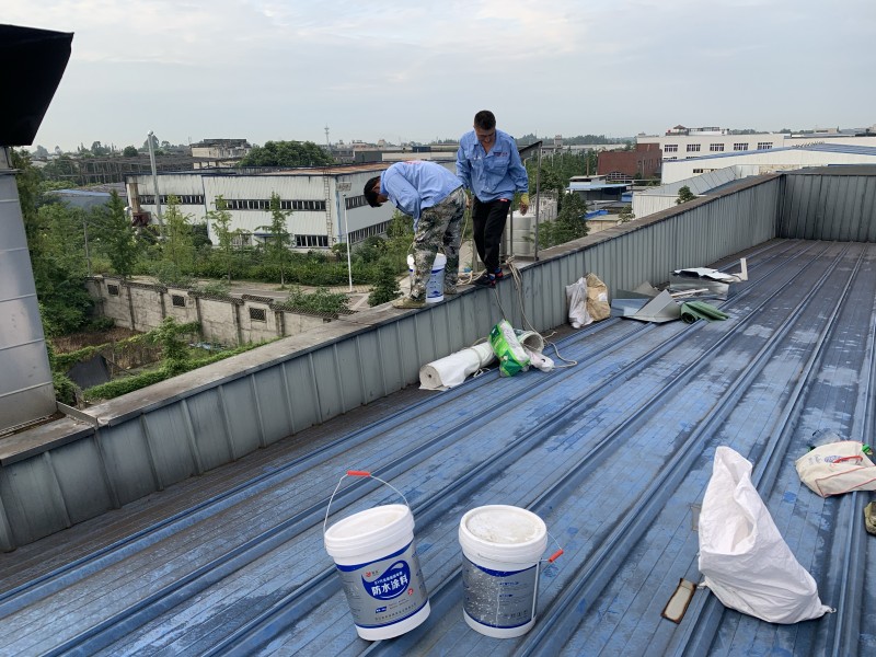 广元彩钢瓦防水翻新，彩钢屋顶防水怎么做