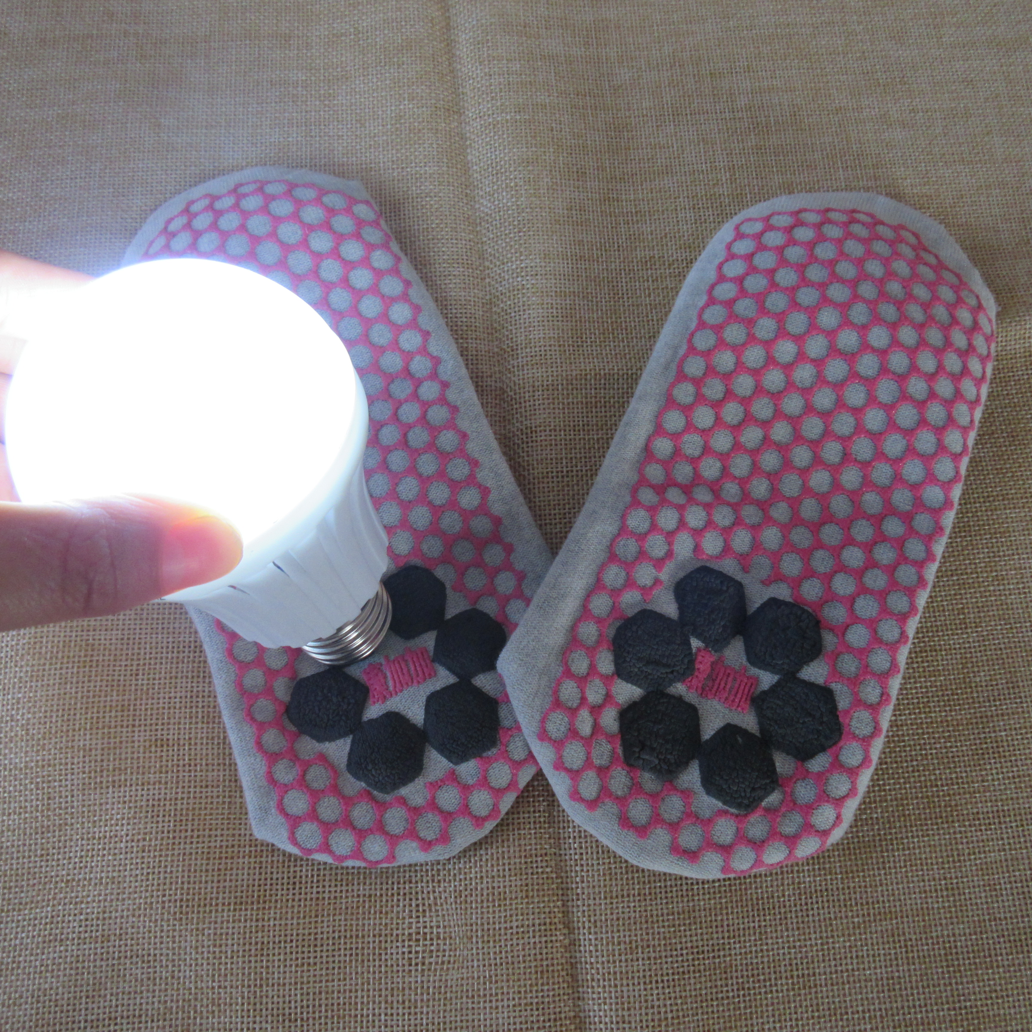 纯棉自发热石墨烯能量袜子评点礼品自发热袜