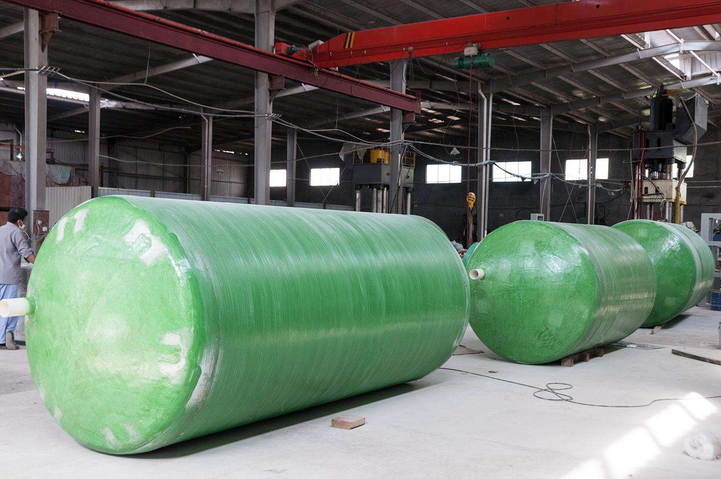 30立方环保型玻璃钢化粪池 厂家直销