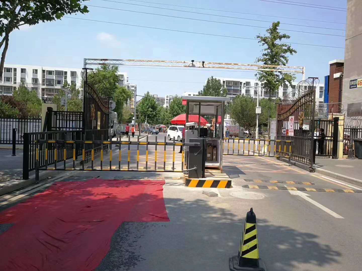 襄樊学校景区停车场设备安装人行道闸系统 停车场设备 人行道闸