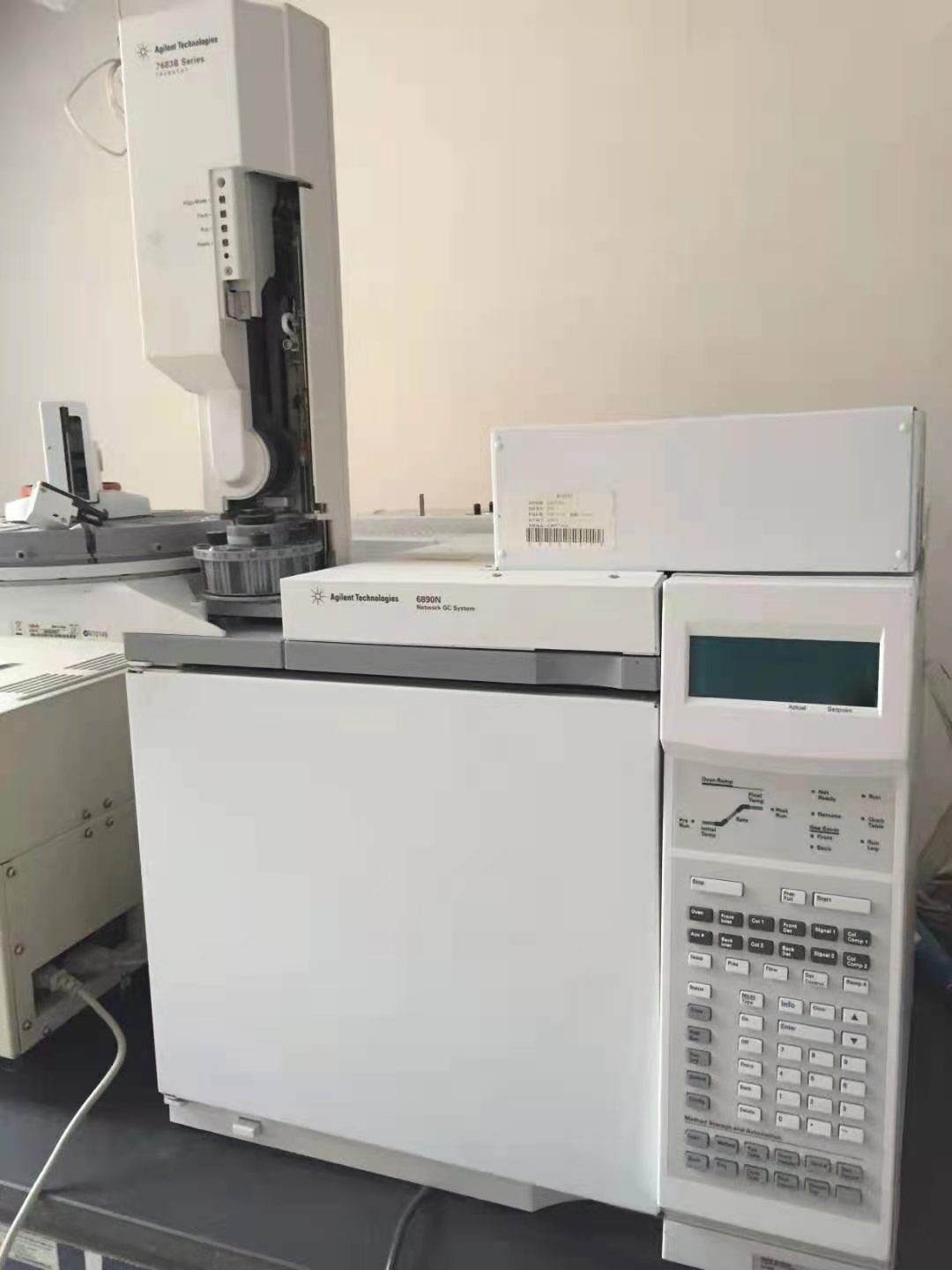 贵州贵阳高价回收安捷伦气相色谱仪  回收安捷伦液相色谱仪 回收实验室分析仪器设备