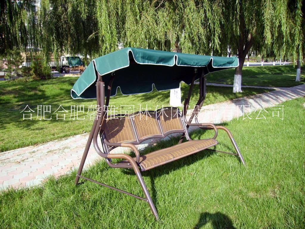 公园太阳椅