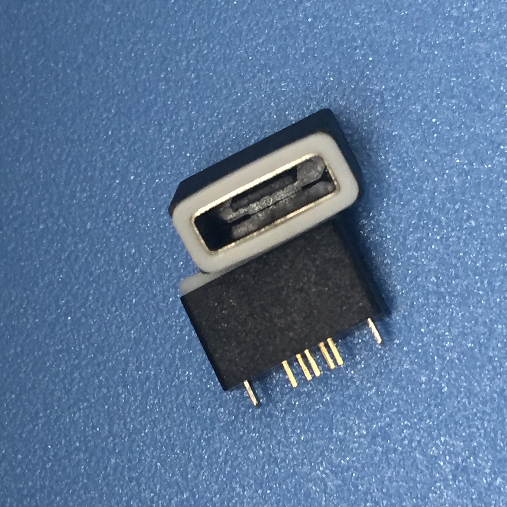 MICRO USB AB型防水母座 180度立式直插 带防水胶圈 母头
