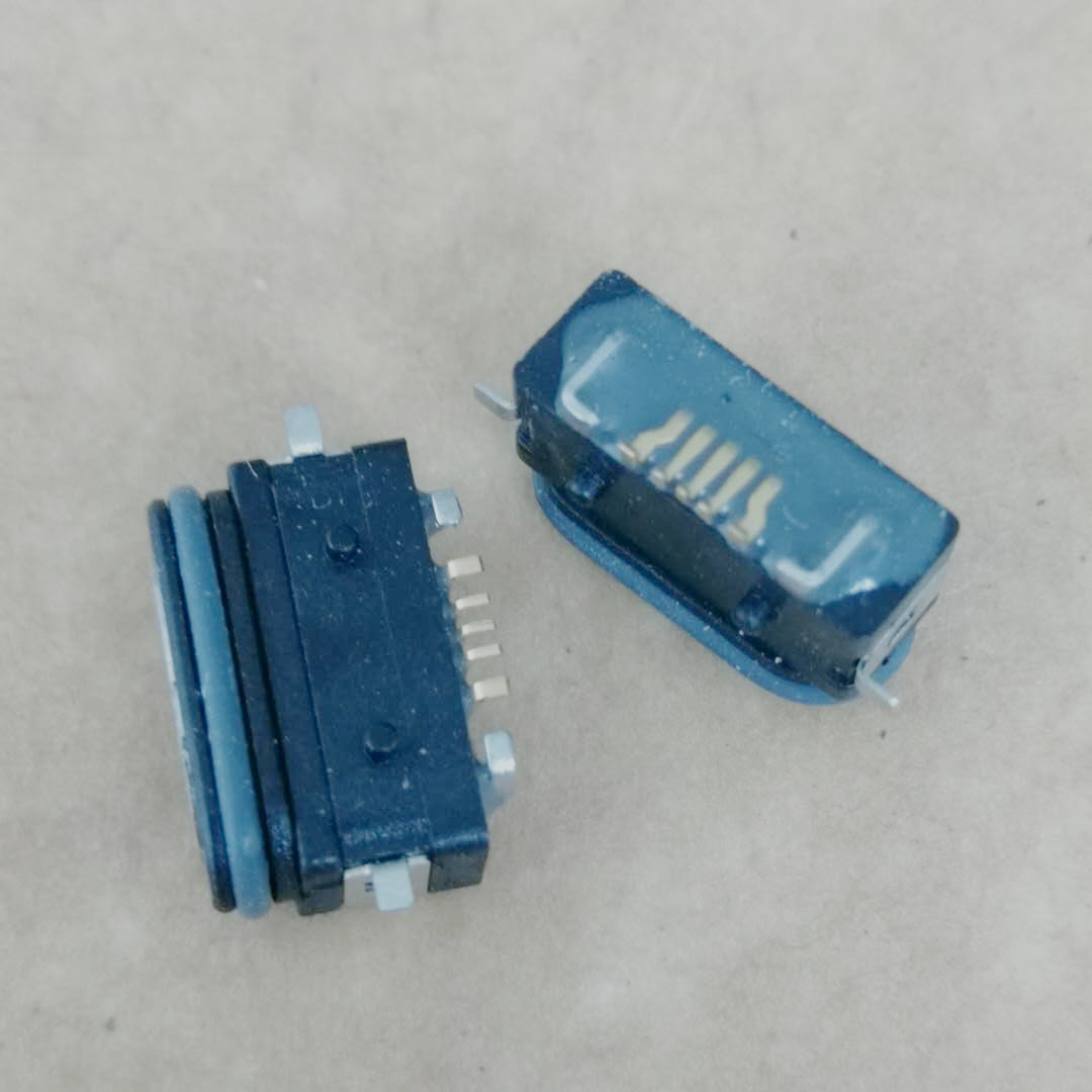 MICRO USB 5P防水母座 全贴式SMT 有柱 带防水胶圈 防水等级IPX8（1） MICRO USB 防水母座