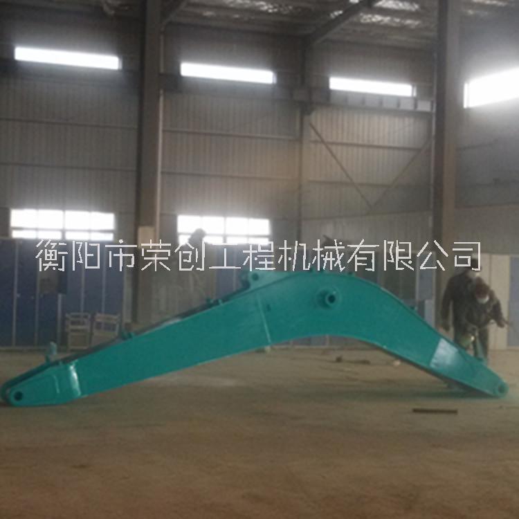 湖南衡阳荣创机械 挖掘机动臂斗杆生产厂家 挖机大小臂图片