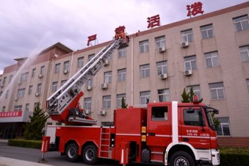 山东云梯车租赁价格 ​_高空云梯运输车,高空云梯作业车,高空车出租,高空车租赁,高空车电话 杭州云梯车出租公司图片