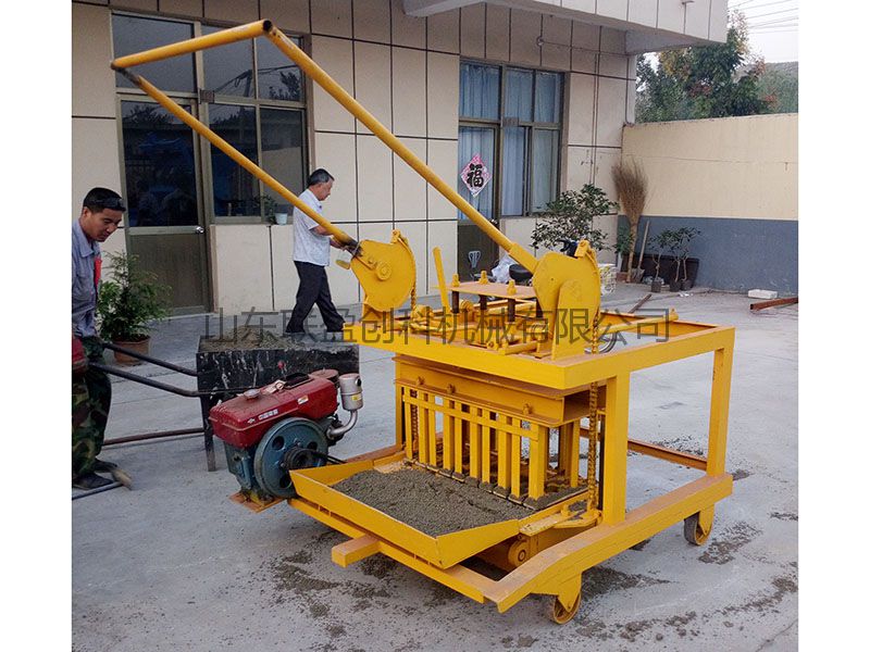 建筑垃圾制砖机 全自动液压制砖机 小型水泥制砖机