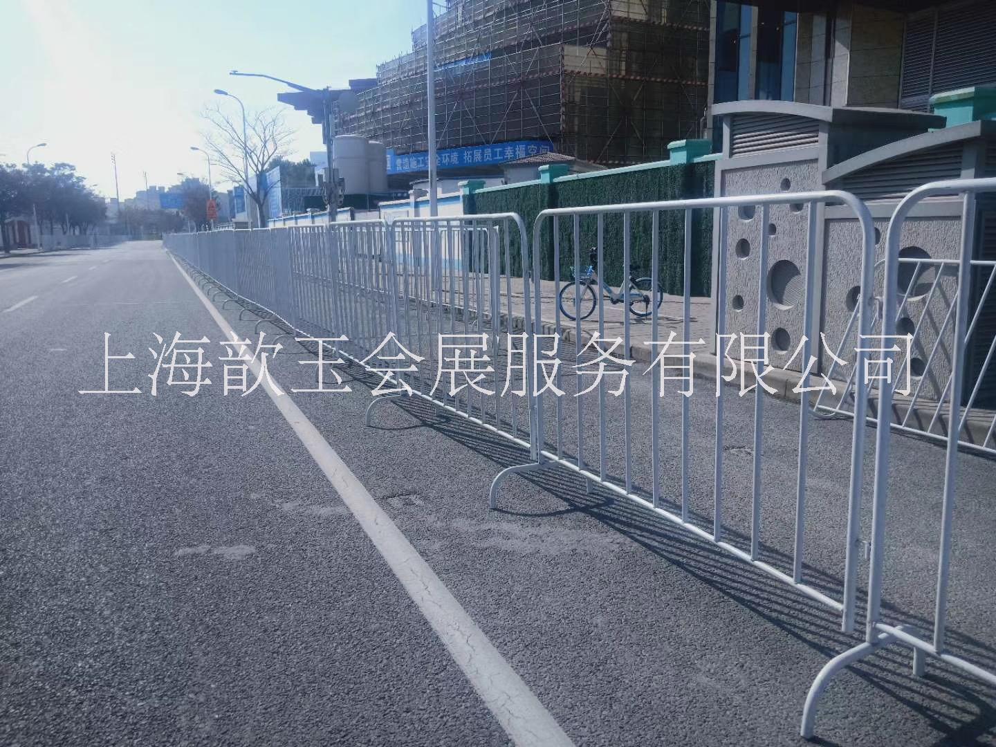 上海白色铁马租赁、上海白色护栏租赁、上海马拉松铁马租赁