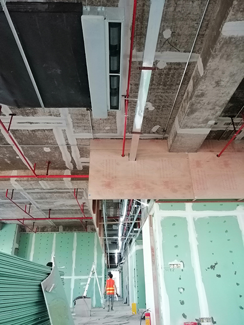 深圳客厅中央空调安装维修服务报价电话    格力中央空调安装维修