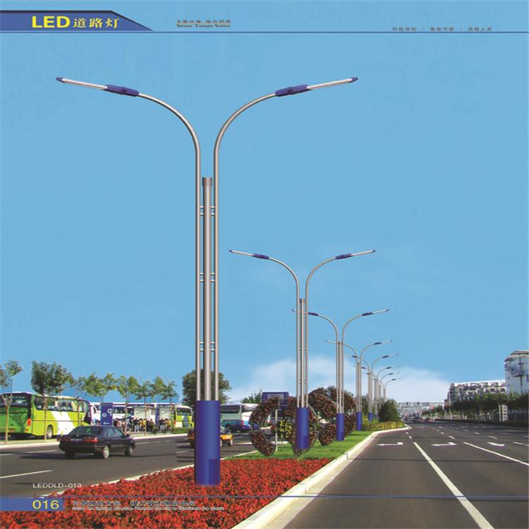 LED市电路灯 户外市政道路双头双臂LED路灯 定制高低臂太阳能路灯图片