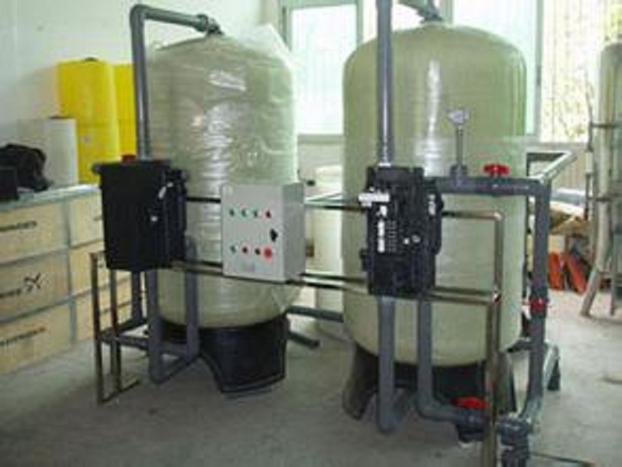 离子交换水处理设备、鹤壁市海格化工科技有限公司、水处理价格、水处理批发、水处理供应商