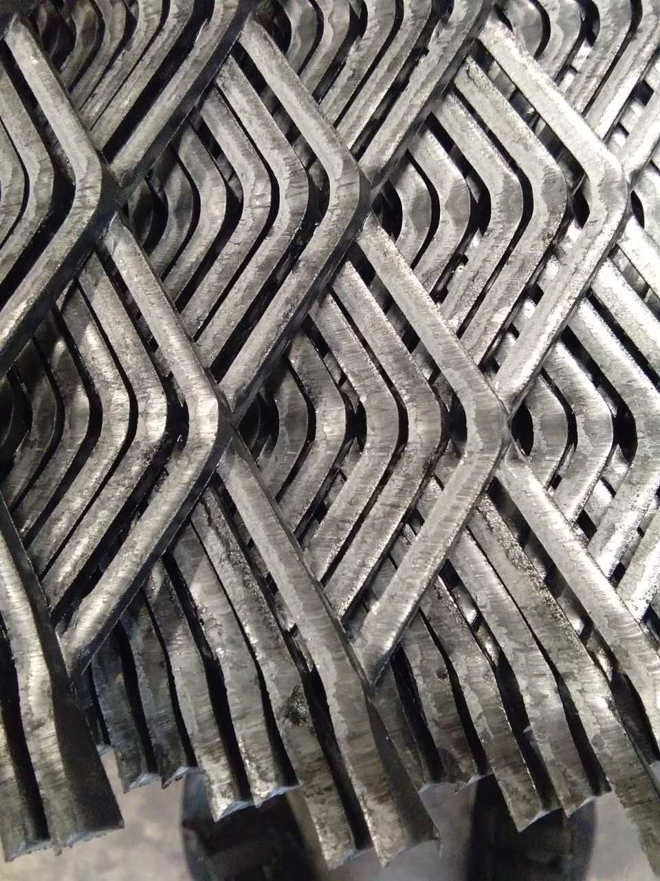钢板拉伸网 菱形铝板冲孔网 浸塑钢板网 厂家供应