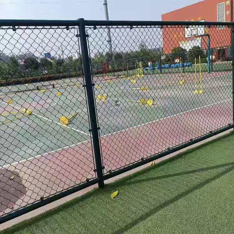 生产网球场围网 pvc浸塑篮球场围网厂 运动场围网规格