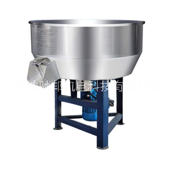 不锈钢饲料混合机 小型饲料混合机500公斤大规格常规饲料搅拌机供应