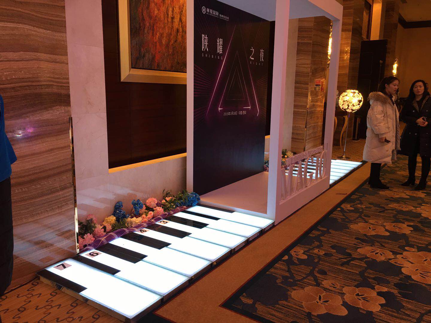发光地板钢琴/LED发光阶梯/七彩感应地砖灯/发光地板/上海幕明定制