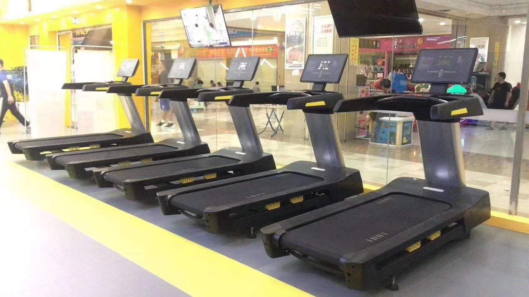 美能达健身器材厂家供应电动商用跑步机有氧健身器材智能跑步机价格图片