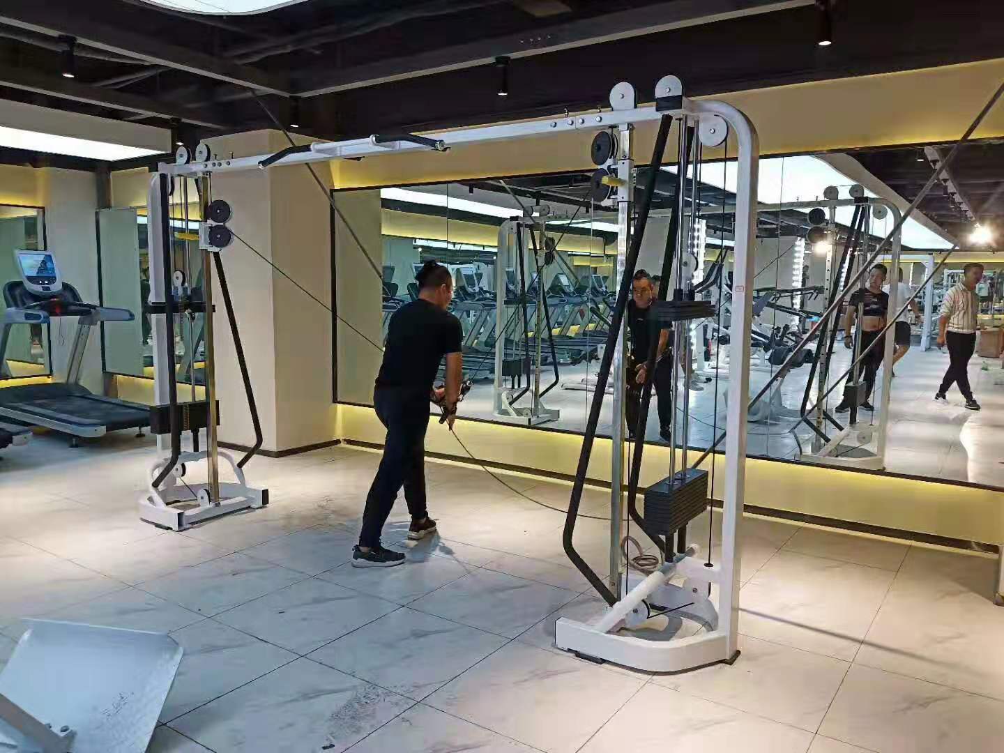 大飞鸟龙门架健身房器械美能达健身器材厂家供应商用健身器材大飞鸟训练器采购价格