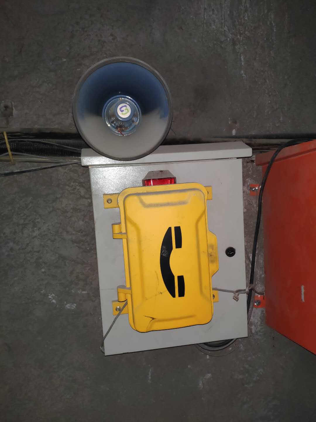隧道抗噪扩音电话机  抗噪扩音对讲机 输煤运输广播对讲机