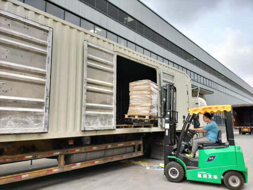 武汉到广州直达专线 整车物流 大件货运 绿通运输公司    武汉至广州货物运输