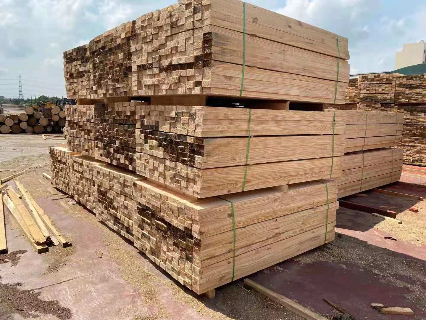 建筑工程工地木方 旧木方厂家批发 建筑工程木方图片